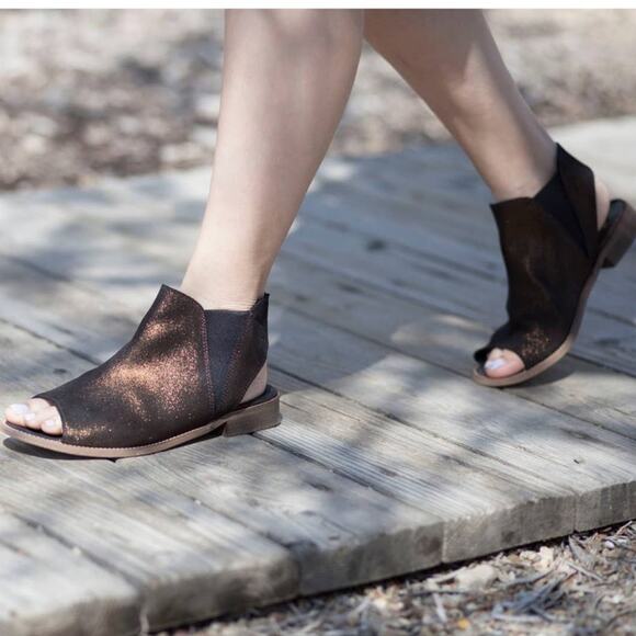 Musse & Cloud Ciara cut out sandals bronze shimmer metallic sz 40 Anthropologie - Picture 1 of 5